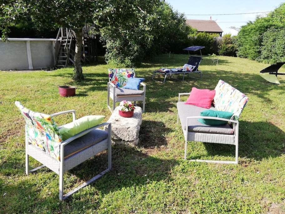 Privee Calme,campagne,etape,deplacement Pro,abri Moto Velo,parking * Vaux-sur-Vienne